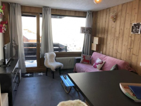 Studio lumineux proche pistes, balcon, parking, Wifi - FR-1-449-52